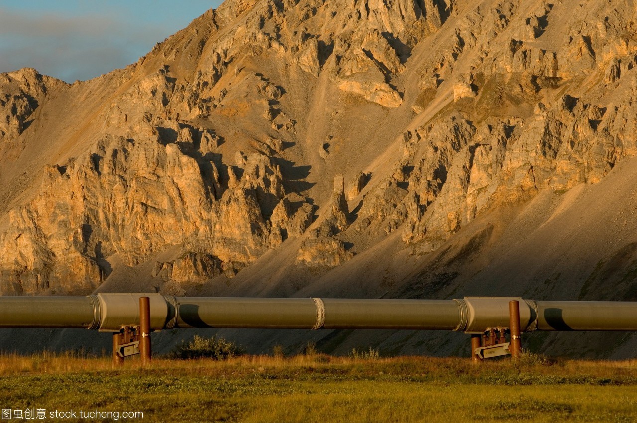 阿拉斯加輸油管道 北極能源動脈的挑戰(zhàn)與成就